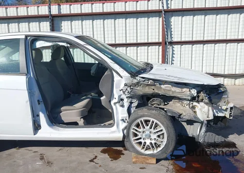 2008 Ford Focus Se/Ses from USA, damaged, VIN 1FAHP35N78W116637